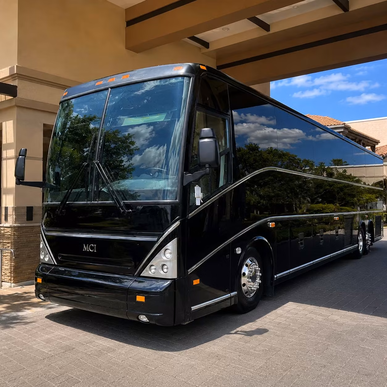 corporate event bus rentals in hammond for conferences conventions and team events
