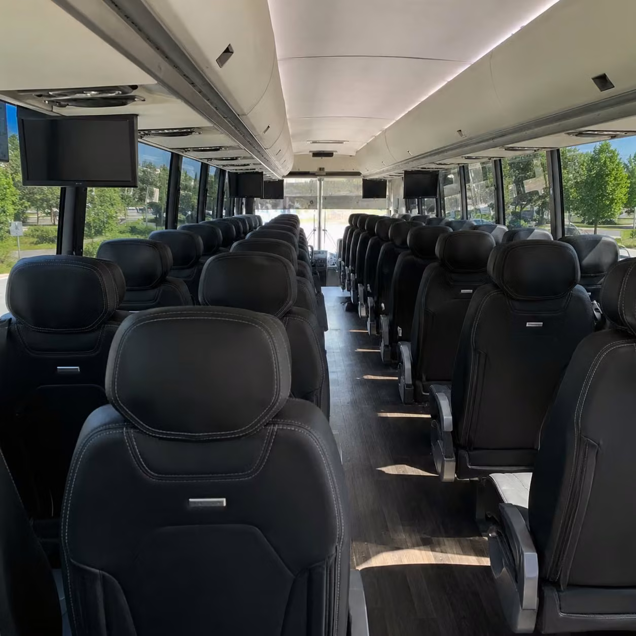 how trip distance and duration affect charter bus rates in hammond